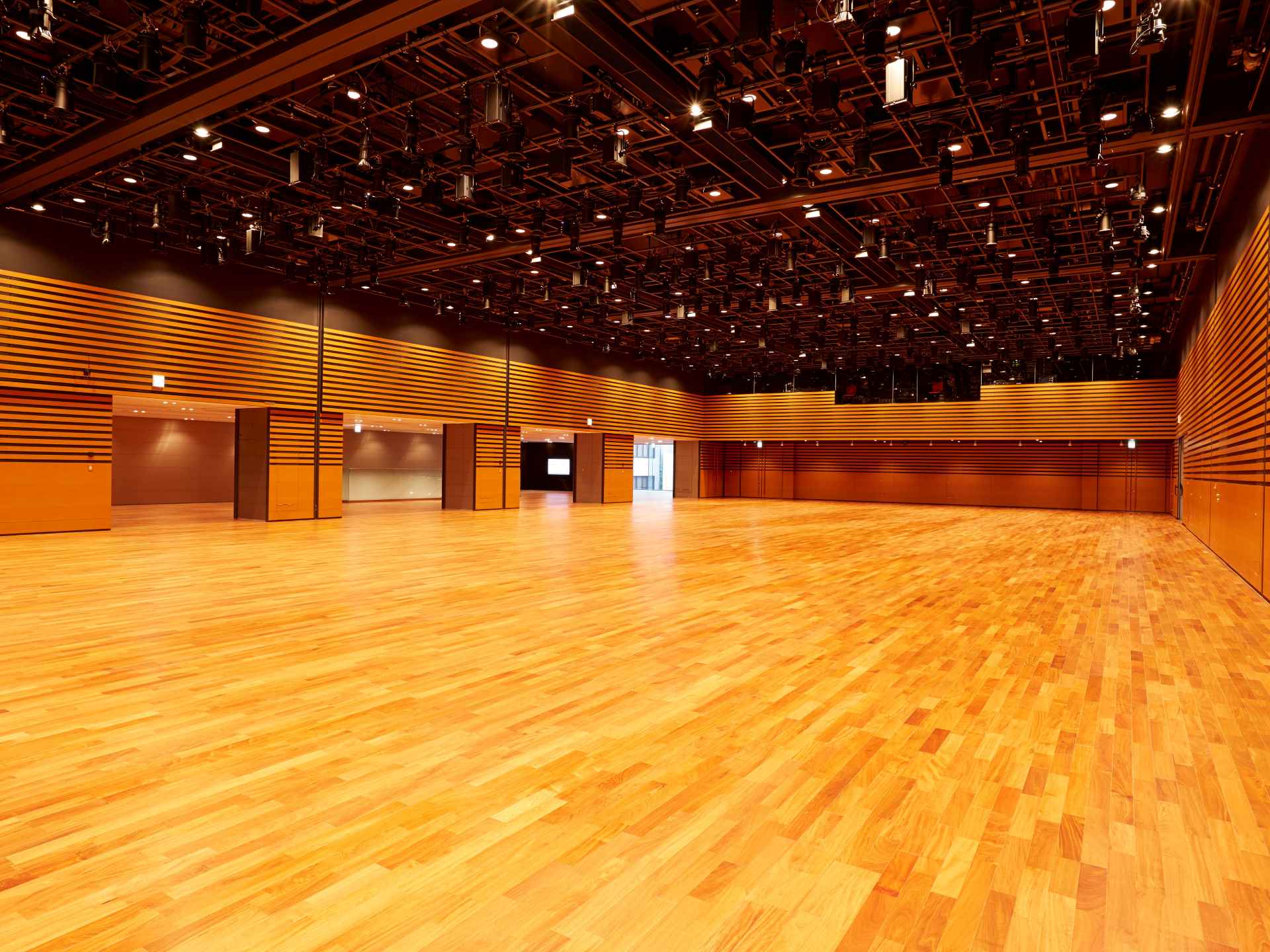 渋谷・恵比寿で人気の貸し会議室 - EBiS303｜イベントホール