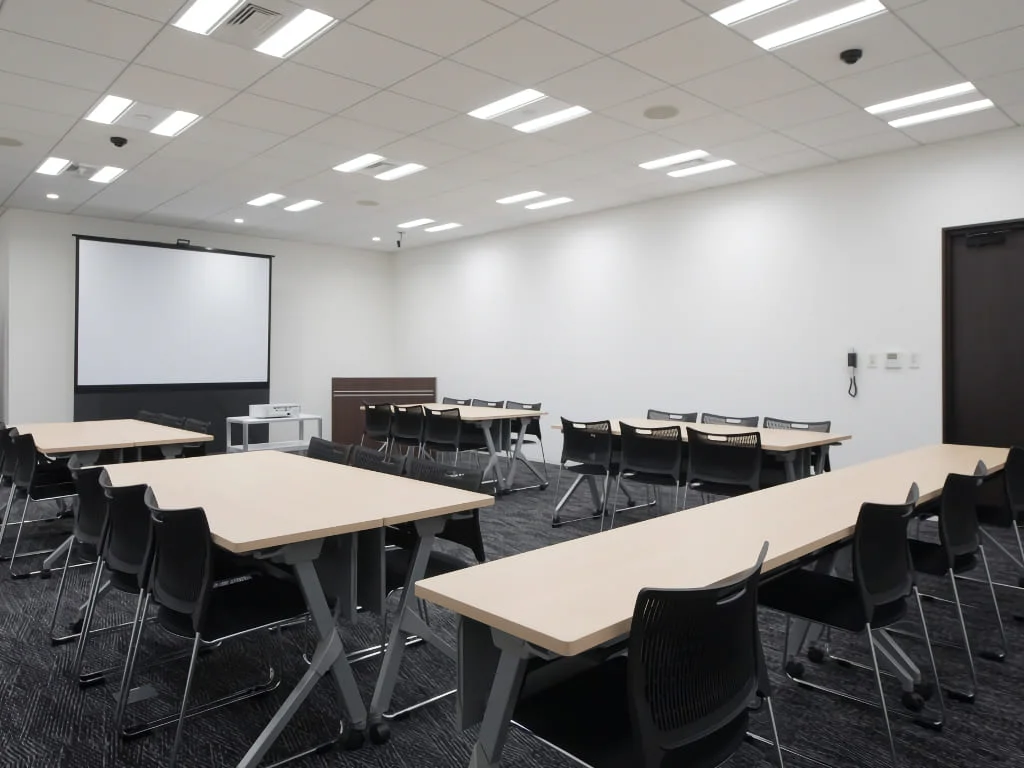 ROOM I:352