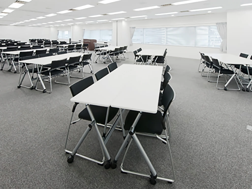 ROOM G+H+I:374