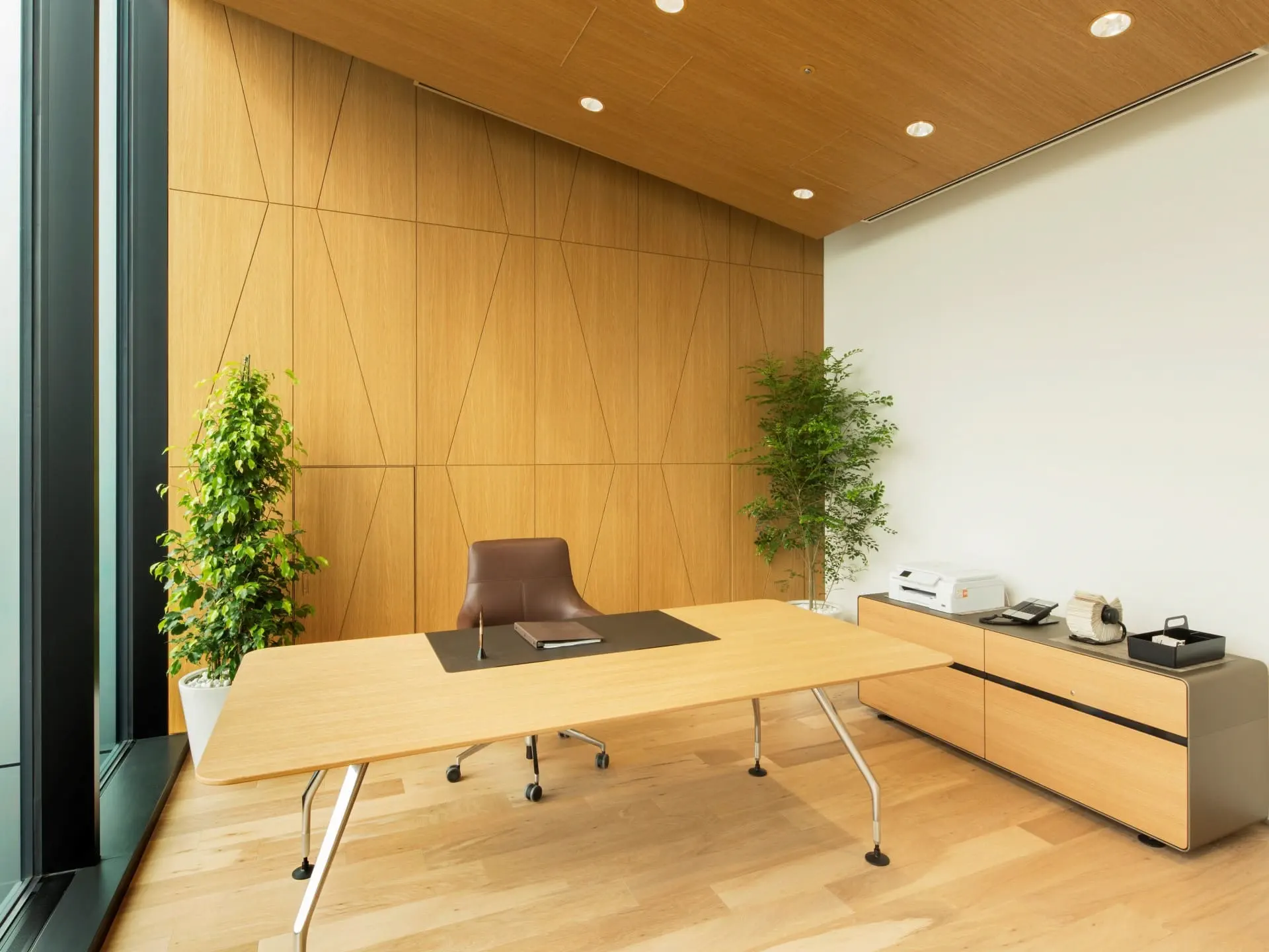 銀座 伊東屋 HandShake Lounge:
