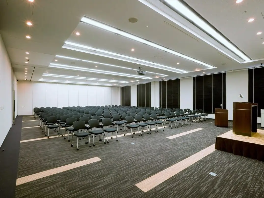 581 Room 1+2