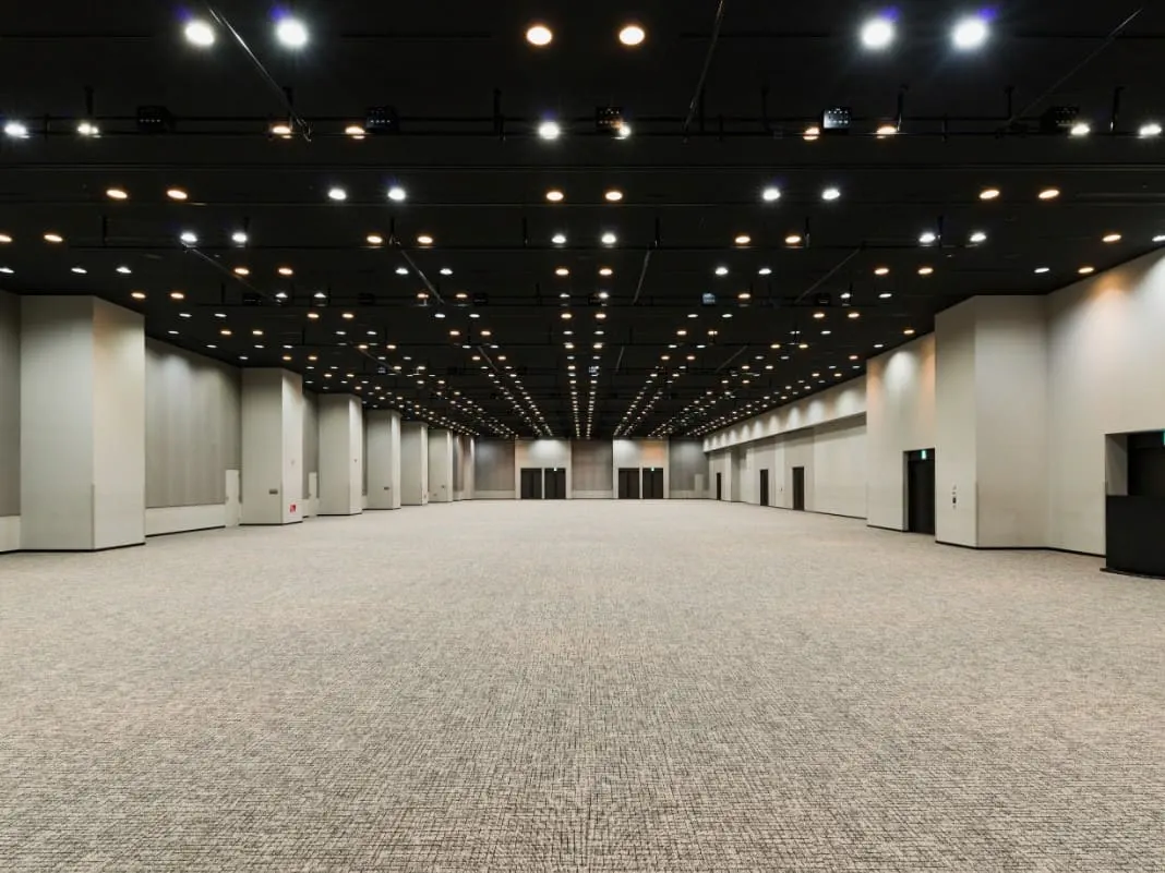 B1 HALL C:698