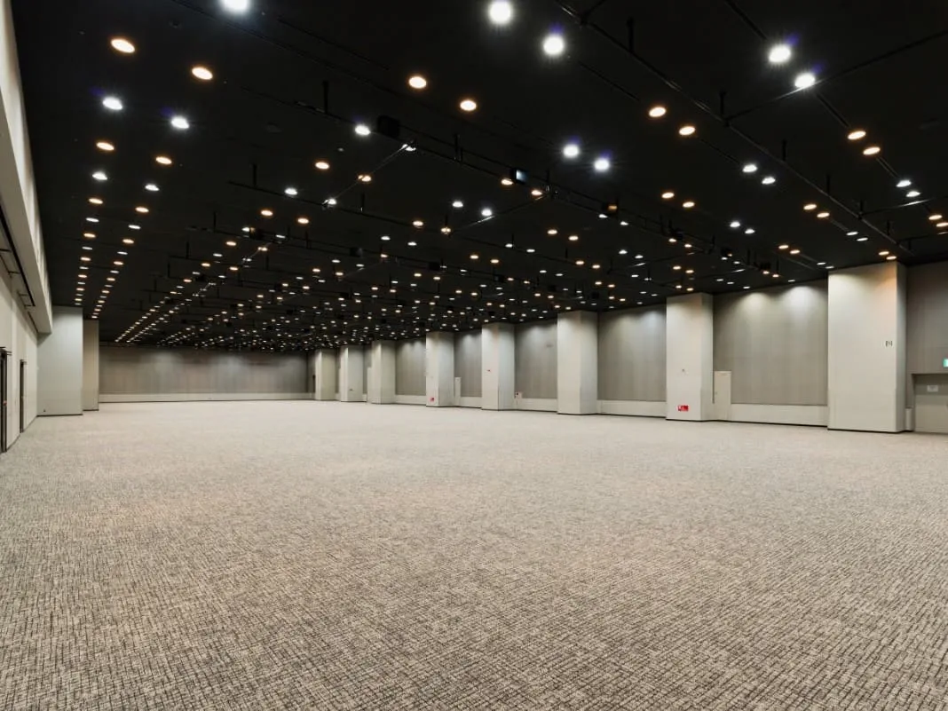 B1 HALL C:698