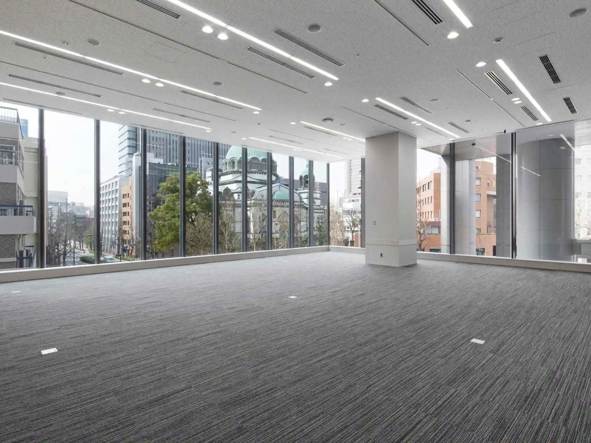Terrace Room:822