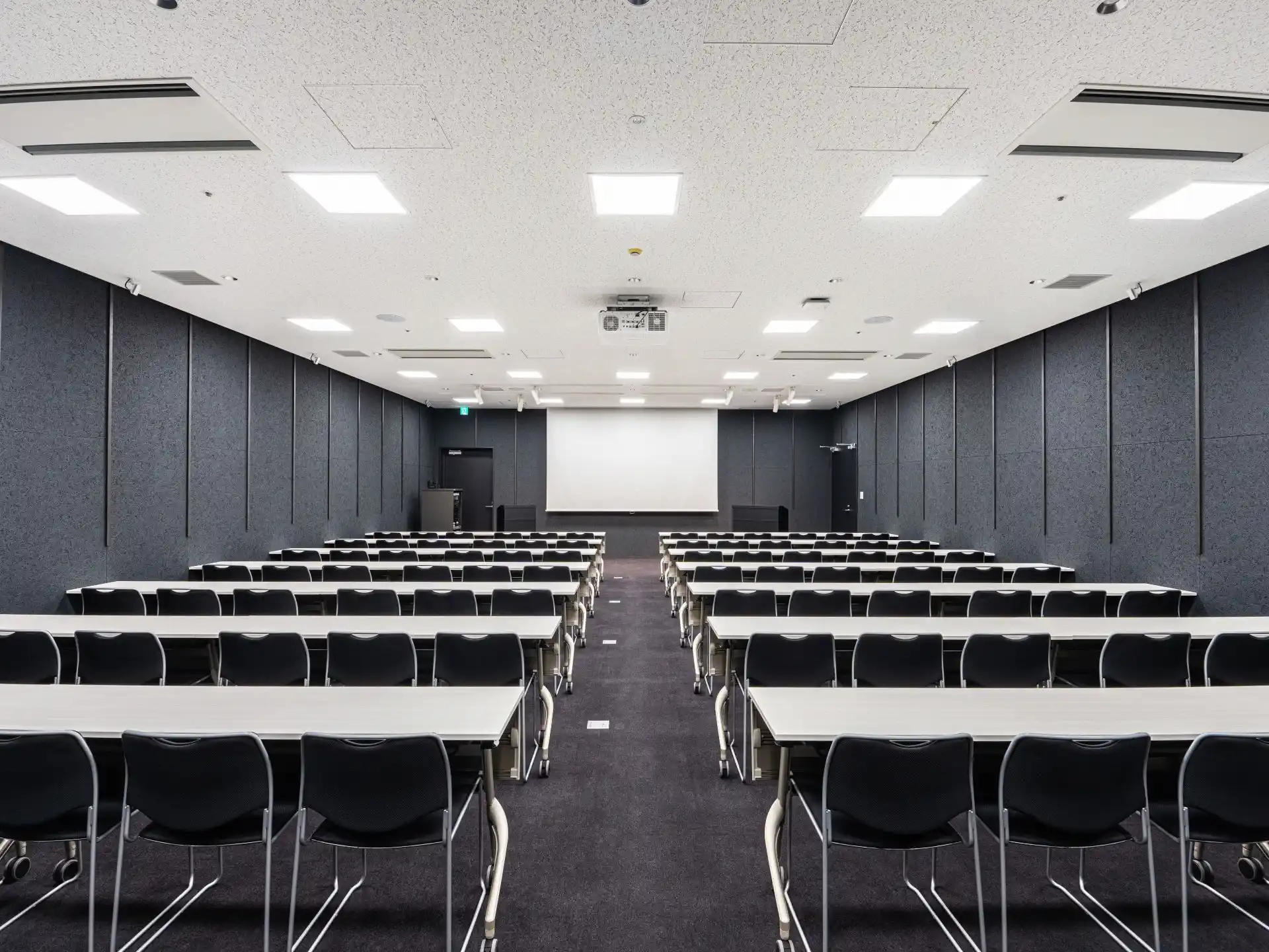 赤坂・虎ノ門のおしゃれな貸し会議室 - 虎ノ門アルセアタワーコンファレンス