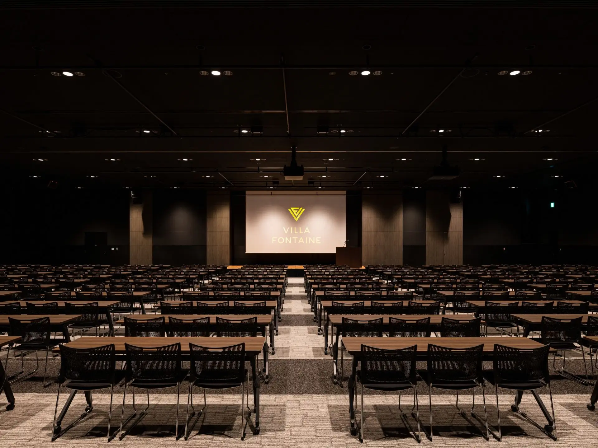 HALL A:999