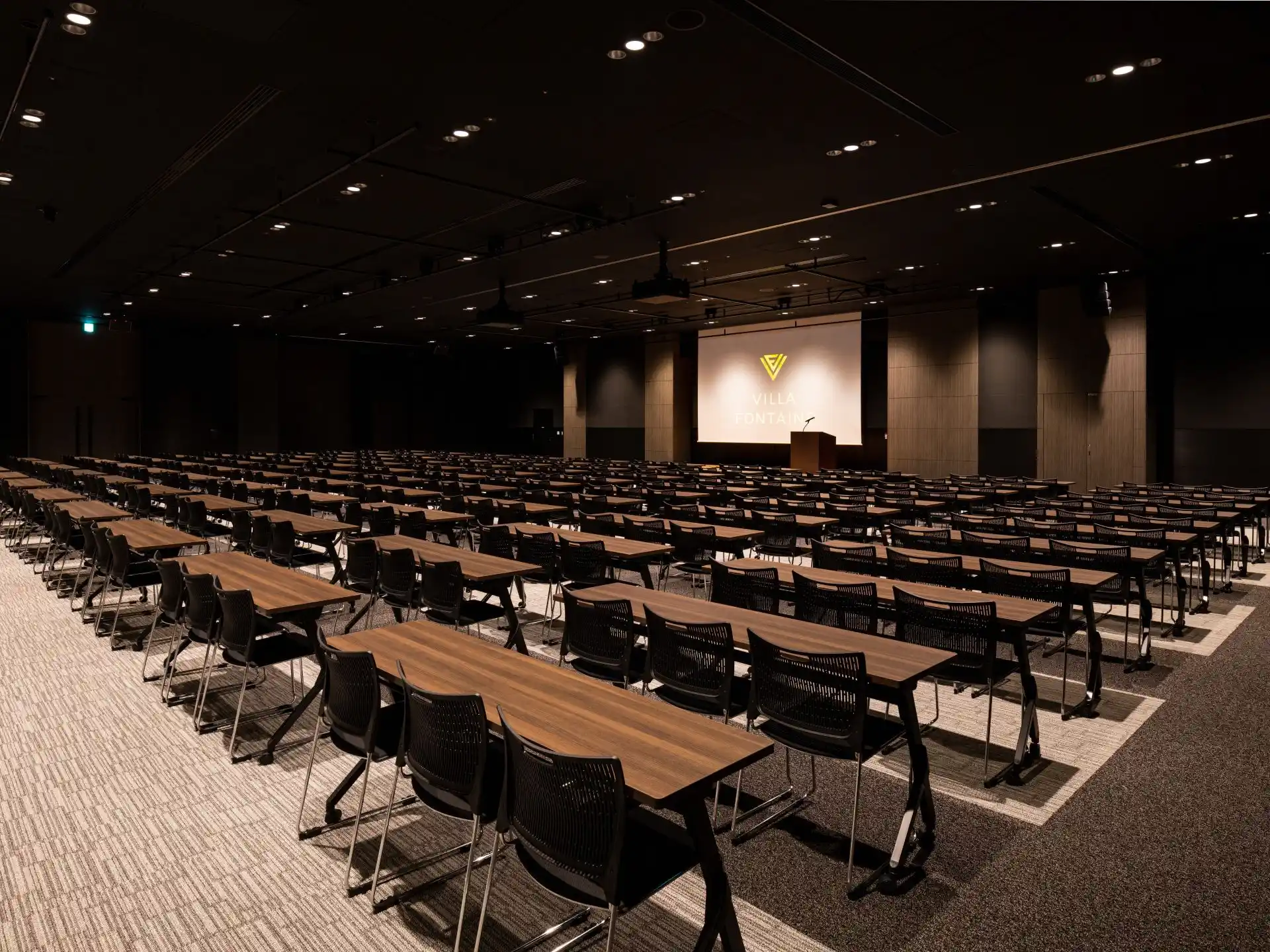 HALL A:999